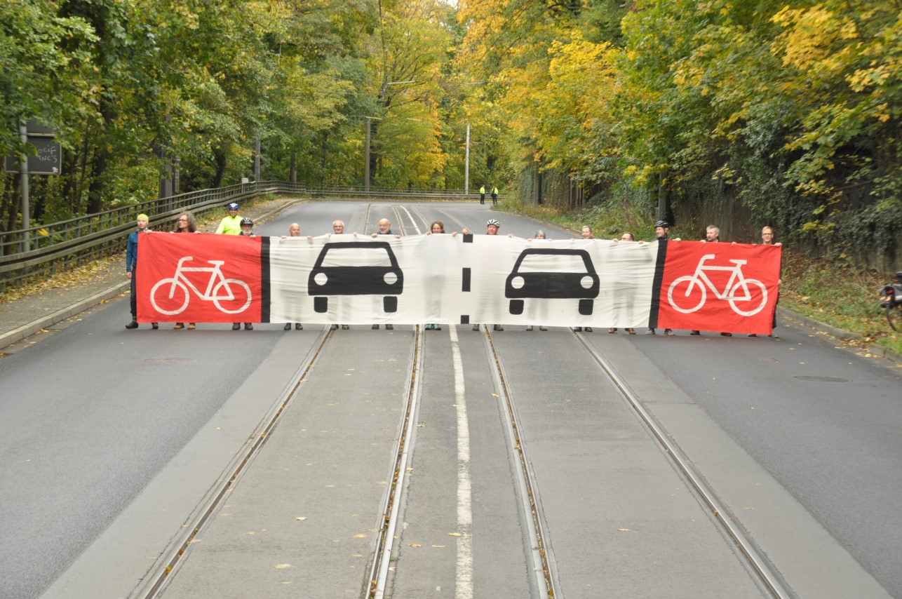 Banneraktion Hirschberg 5 Foto ADFC Klein