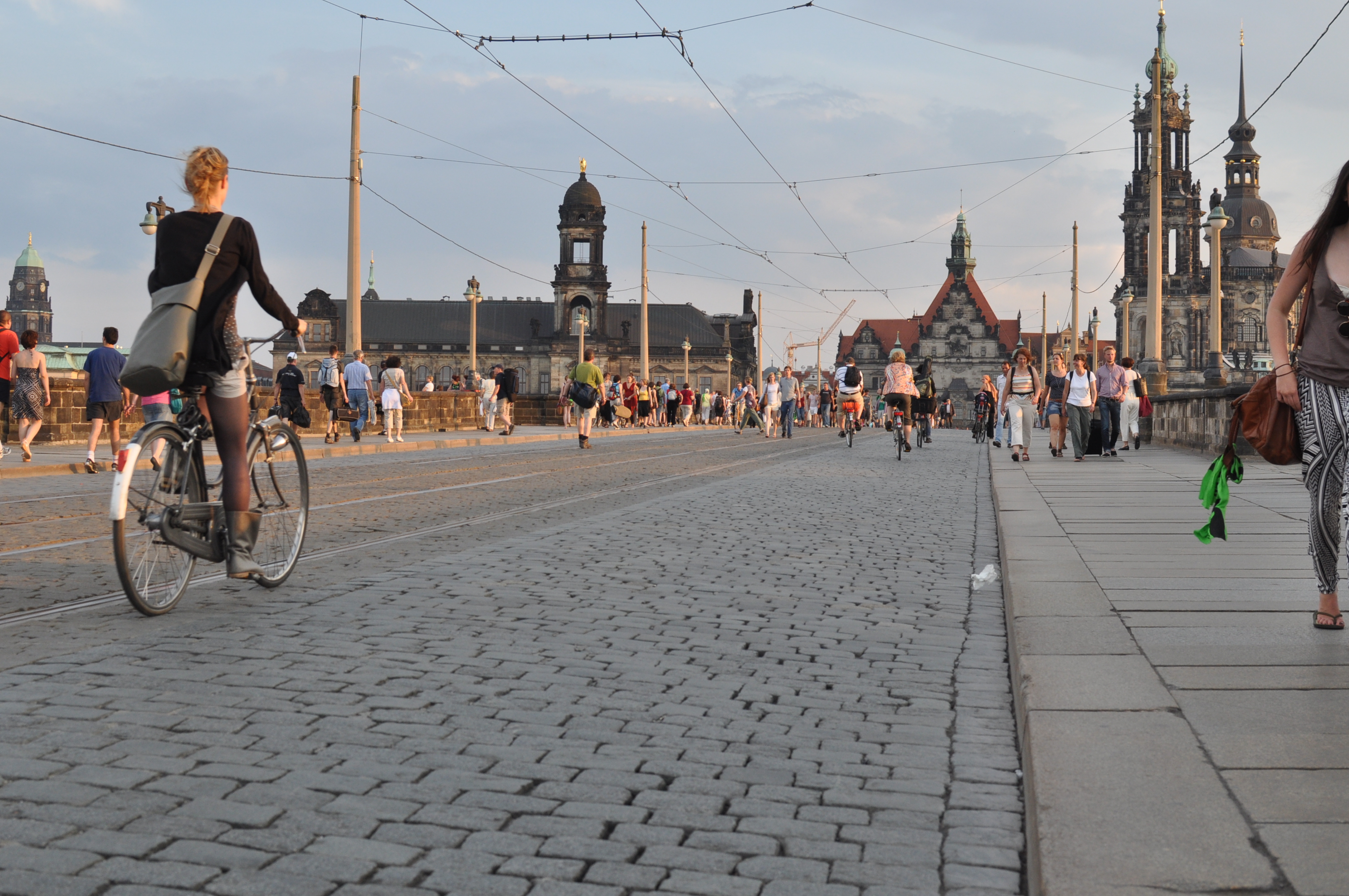 Autofreie Augustusbrücke (c) ADFC