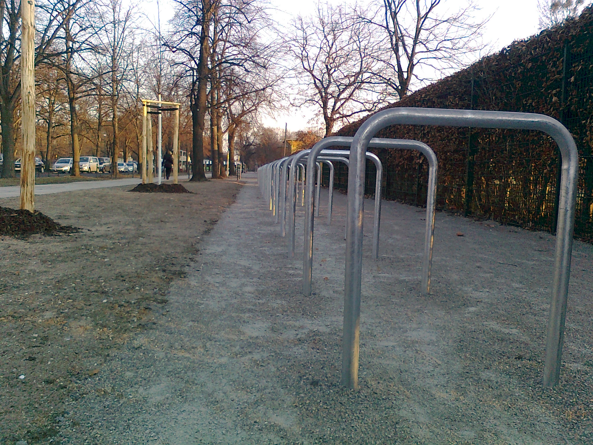 Neue Fahrradbügel am Georg Arnhold Bad (c) ADFC